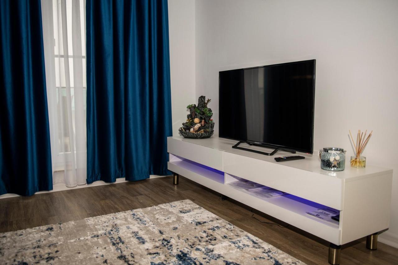 Raphael Apartment North Bucharest Cosmopolis Stefanestii de Jos Ngoại thất bức ảnh