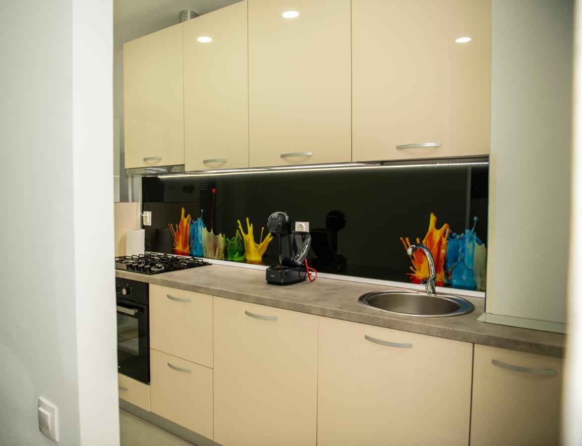 Raphael Apartment North Bucharest Cosmopolis Stefanestii de Jos Ngoại thất bức ảnh